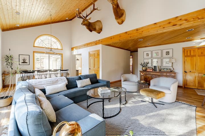 The Evergreen: A Private Catskills Retreat