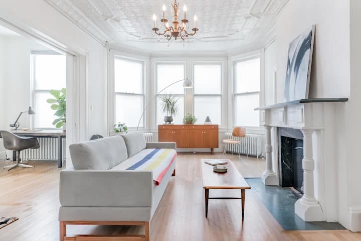 Explore Historic Uptown Kingston from the Bau Guesthaus, C