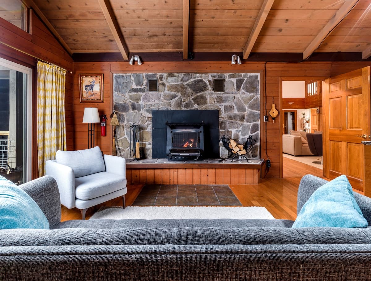 Modern Expansive Catskills 4-Bed Retreat 105 acres