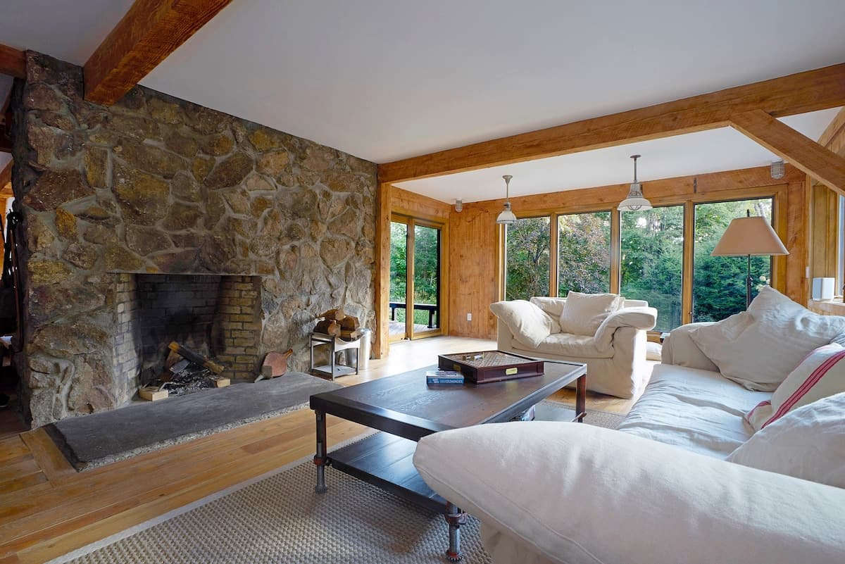Cozy, Modern Retreat in the Woods of Cold Spring
